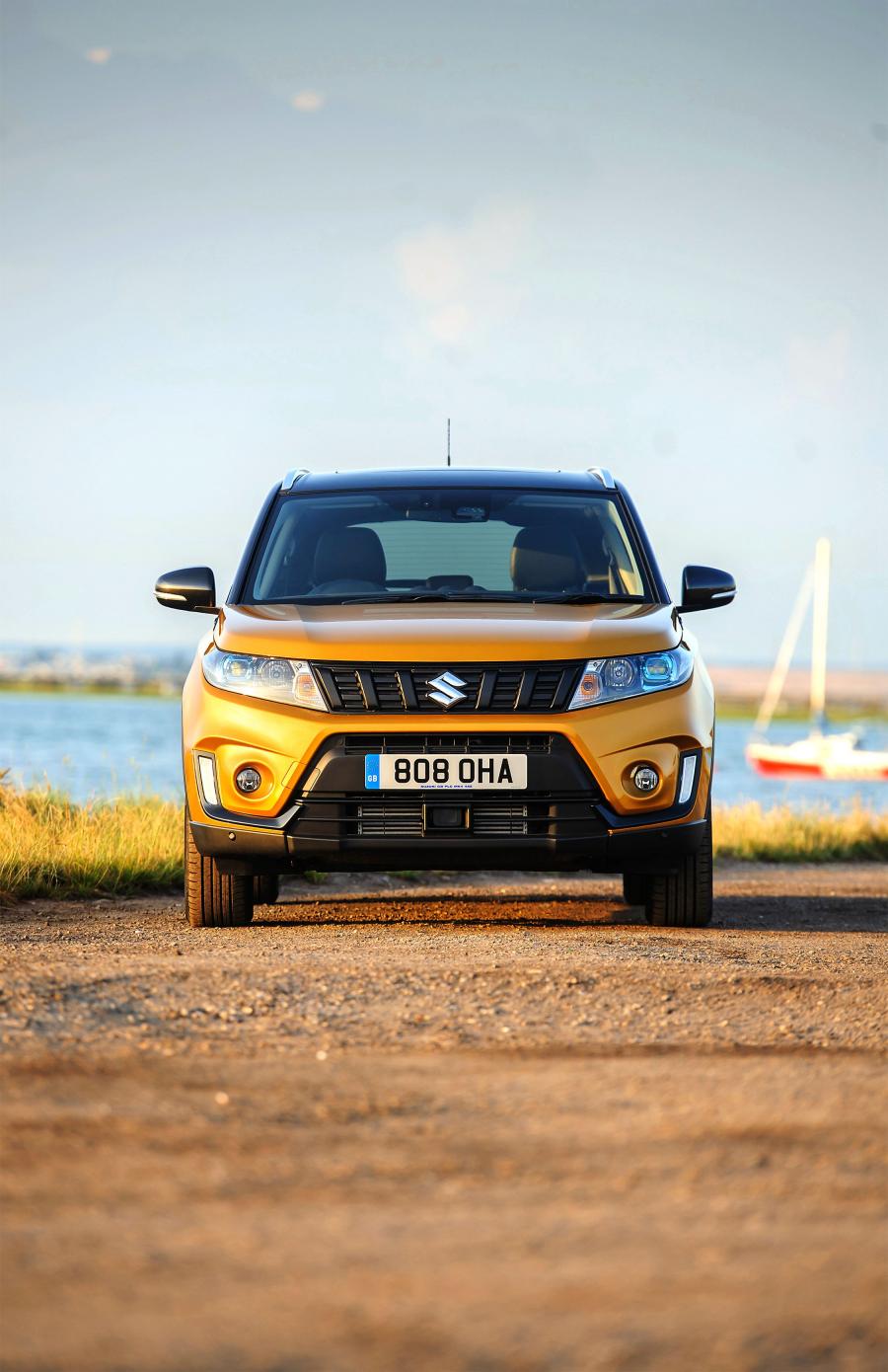  Suzuki Vitara SZ5 with Accessories 2019 года  (UK) (фото 14 из 27)
